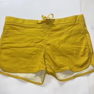 No Boundaries Mid Rise Yellow Mustard Color Size XXL/2XG (19) Junior Shorts